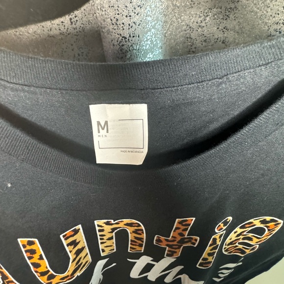 “AUNTIE OF THE WILD ONE” Shirt - Picture 2 of 2